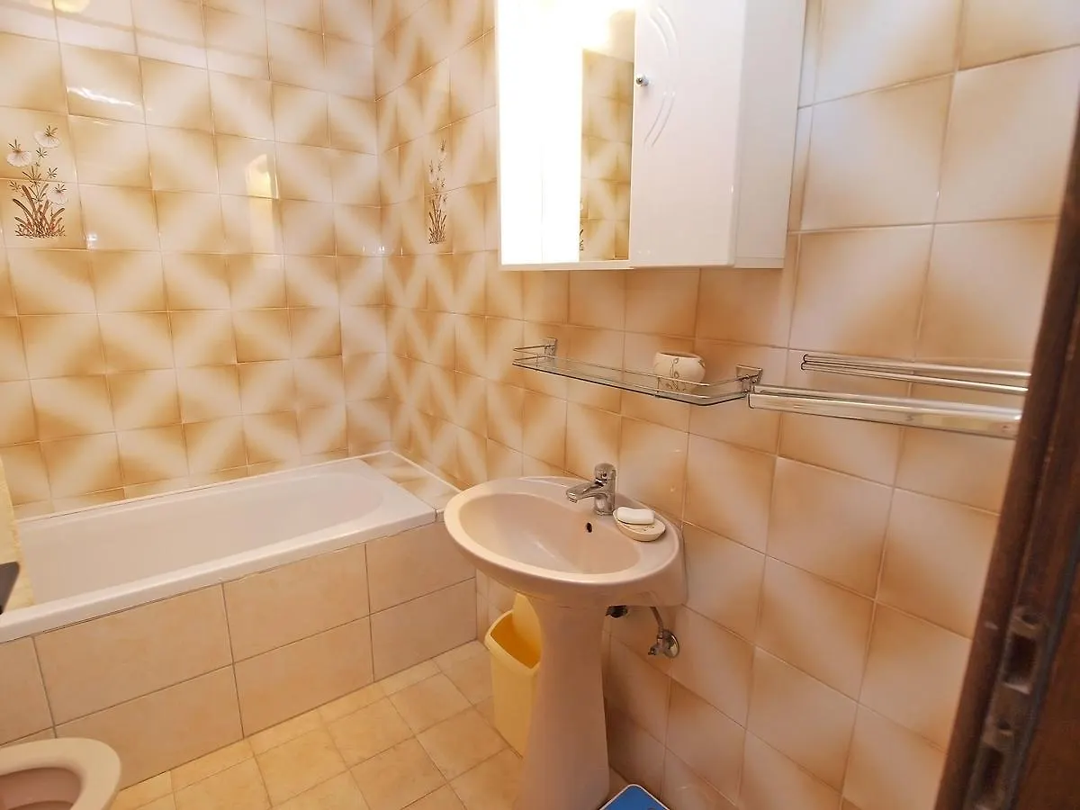 Apartments Ivan 41 Pola