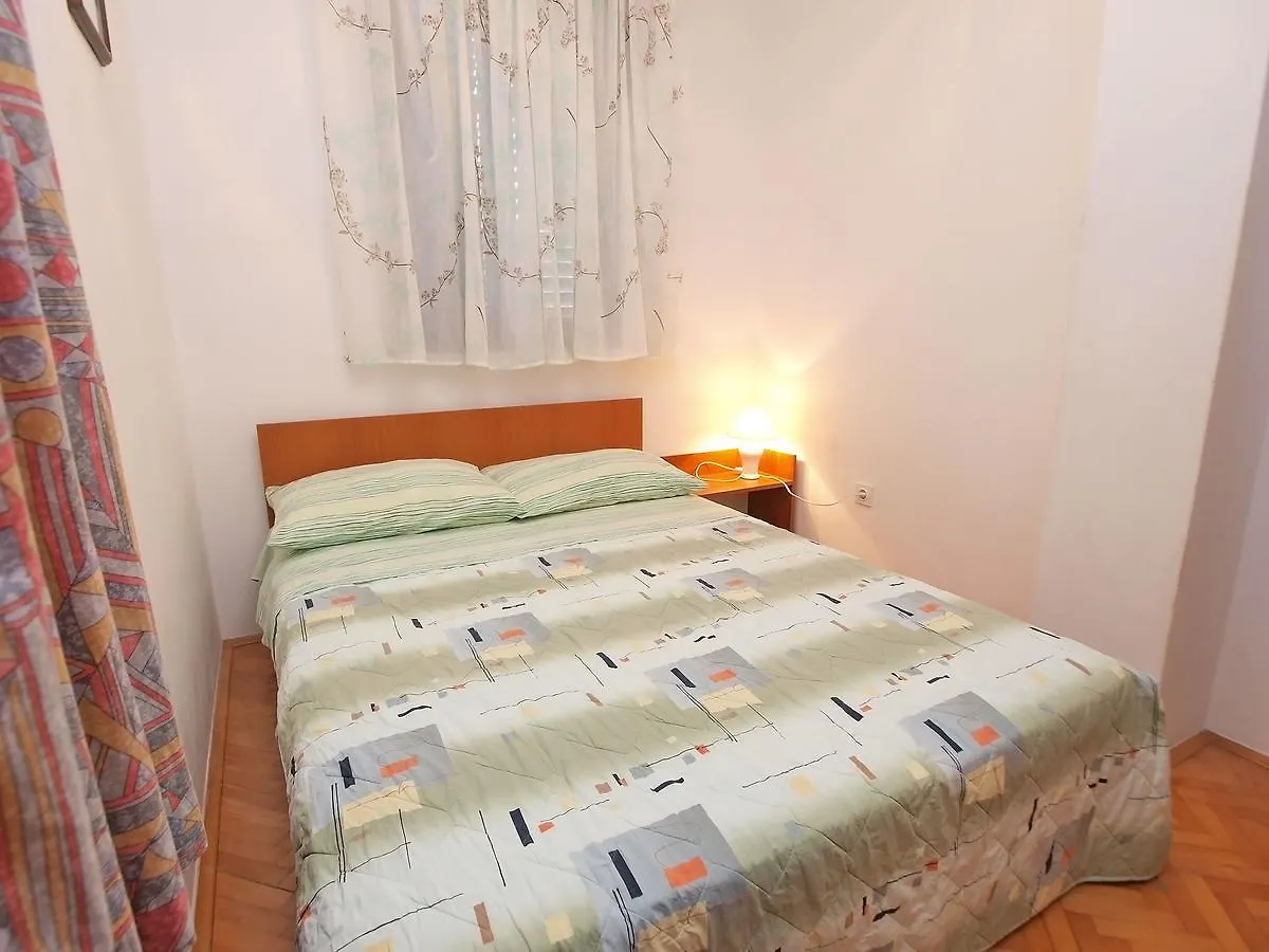 Apartments Ivan 41 Pola